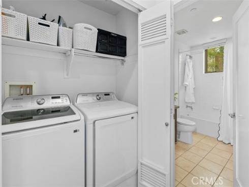 19  Delancy  , Irvine, CA