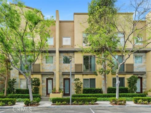 19  Delancy  , Irvine, CA