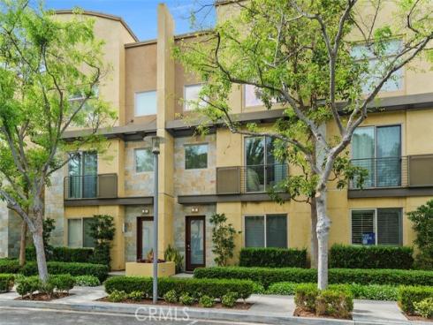 19  Delancy  , Irvine, CA