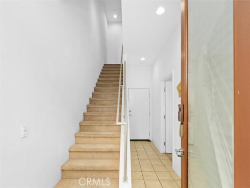 19  Delancy  , Irvine, CA