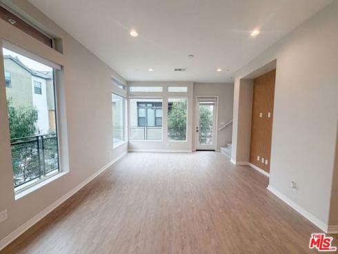 130  Keeper  , Irvine, CA