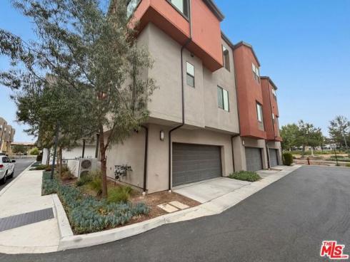 130  Keeper  , Irvine, CA