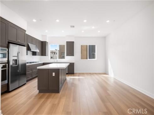 312  Tank  , Irvine, CA