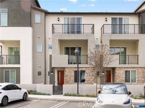 312  Tank  , Irvine, CA