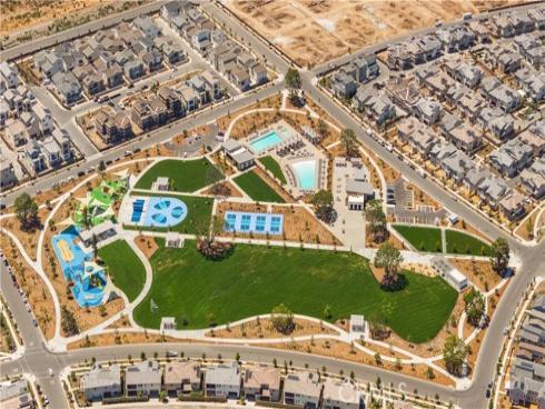 312  Tank  , Irvine, CA