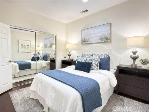 81  Keepsake  , Irvine, CA