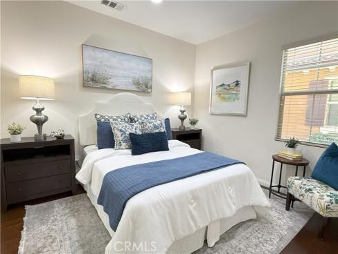 81  Keepsake  , Irvine, CA