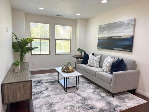 81  Keepsake  , Irvine, CA