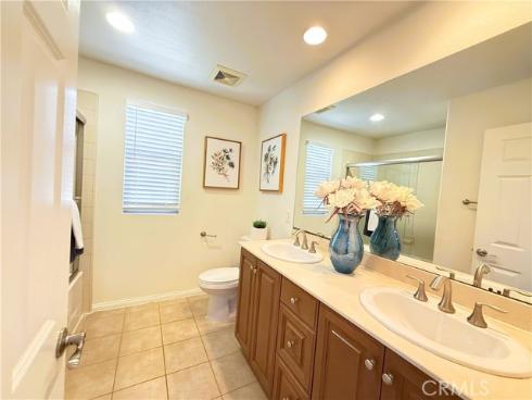 81  Keepsake  , Irvine, CA