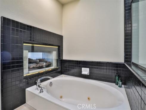 5  Arese Aisle  , Irvine, CA