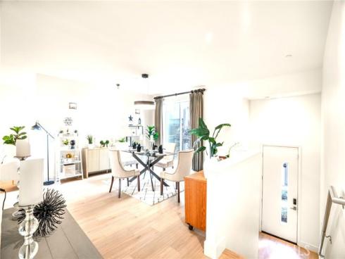 617  Rockefeller  , Irvine, CA