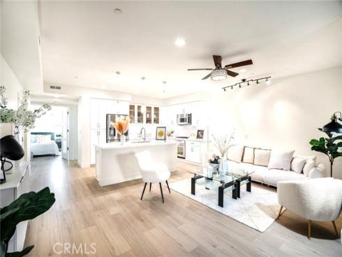 617  Rockefeller  , Irvine, CA