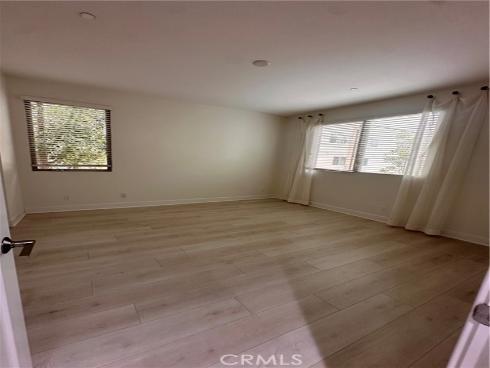 27  Soho  , Irvine, CA