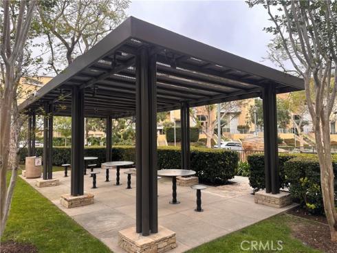 27  Soho  , Irvine, CA