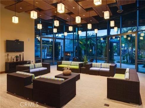 27  Soho  , Irvine, CA