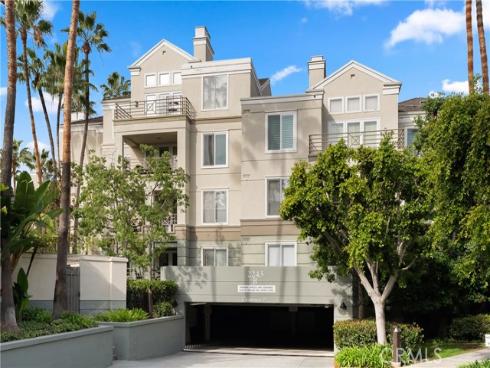 2243  Martin  211 , Irvine, CA