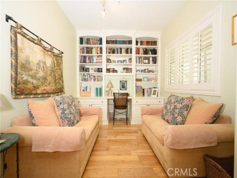 2243  Martin  211 , Irvine, CA