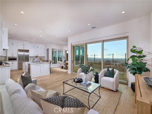 103  Oakstone  , Irvine, CA