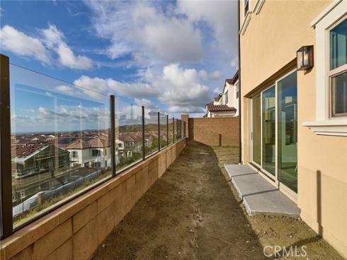 103  Oakstone  , Irvine, CA