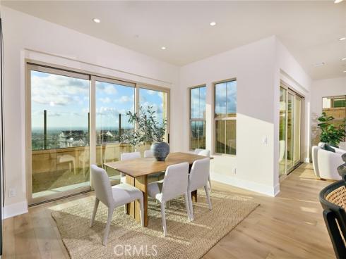 103  Oakstone  , Irvine, CA