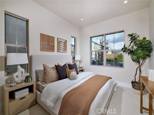 103  Oakstone  , Irvine, CA