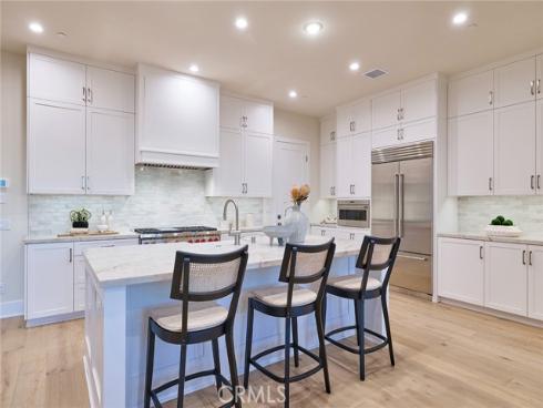 103  Oakstone  , Irvine, CA