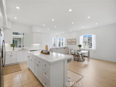 175  Sash  , Irvine, CA