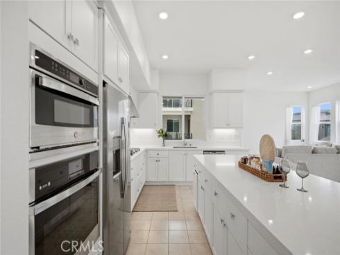 175  Sash  , Irvine, CA