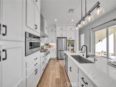 446  Chorus  , Irvine, CA