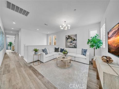 446  Chorus  , Irvine, CA