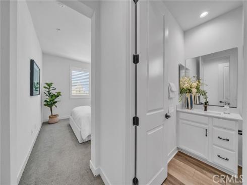 446  Chorus  , Irvine, CA