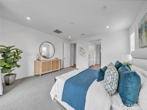 446  Chorus  , Irvine, CA