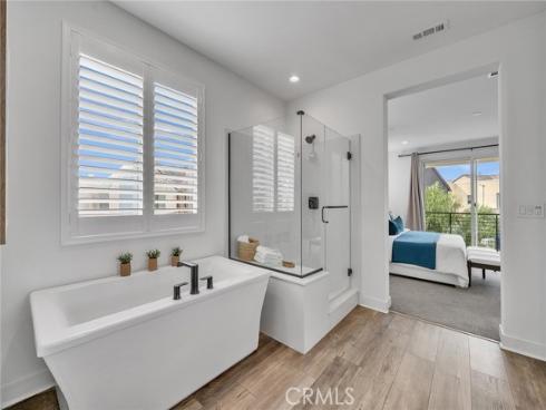 446  Chorus  , Irvine, CA