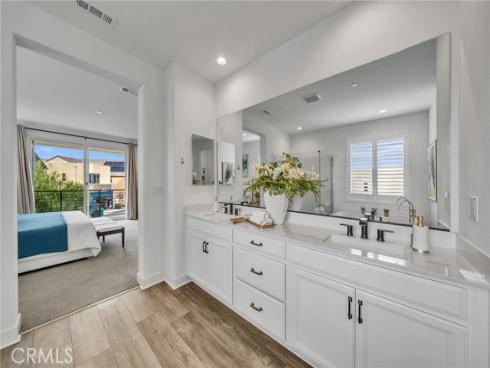 446  Chorus  , Irvine, CA