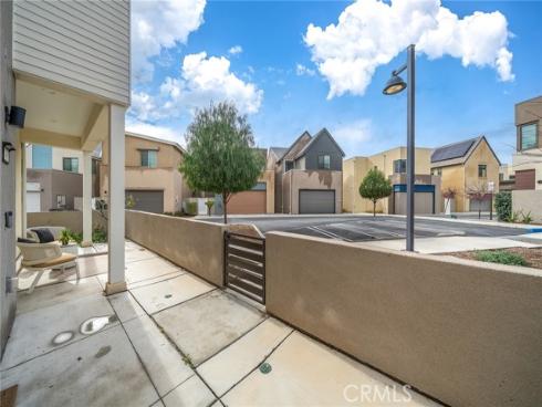 446  Chorus  , Irvine, CA