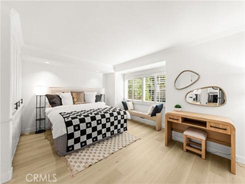 54  Willow Tree  , Irvine, CA