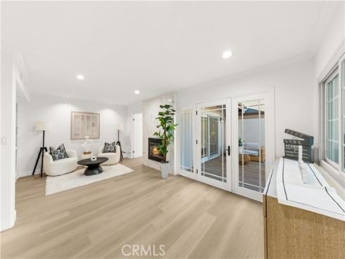 54  Willow Tree  , Irvine, CA