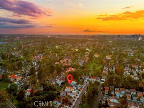 54  Willow Tree  , Irvine, CA