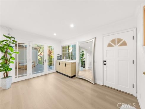 54  Willow Tree  , Irvine, CA