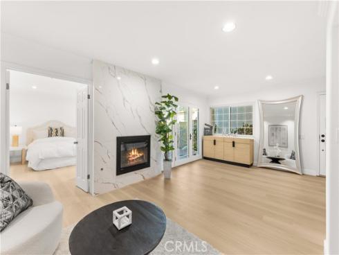 54  Willow Tree  , Irvine, CA