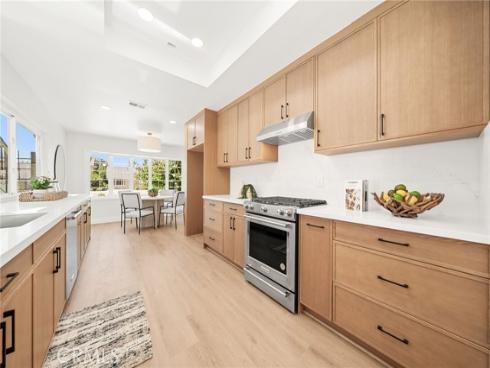 13802  Margene  , Irvine, CA