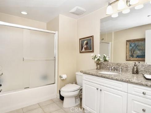 135  Pathway  , Irvine, CA