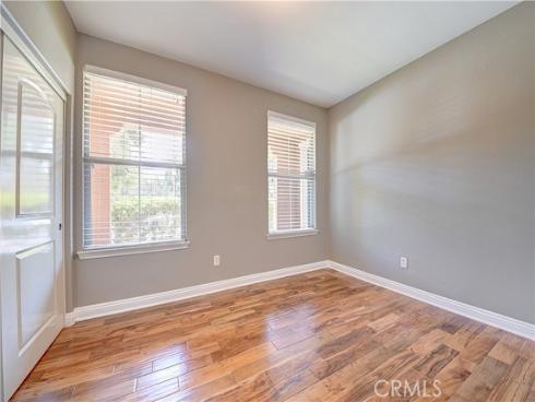 135  Pathway  , Irvine, CA