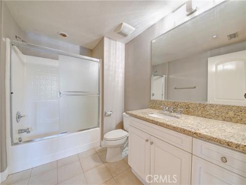 135  Pathway  , Irvine, CA