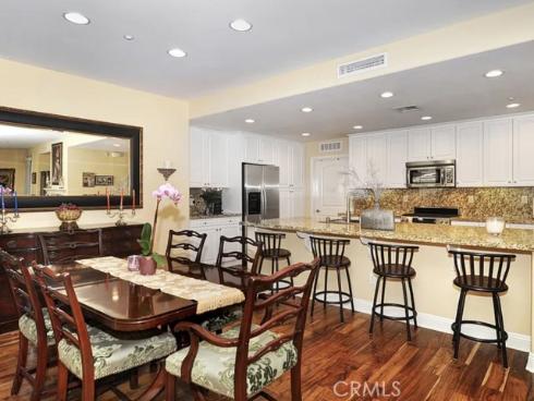 135  Pathway  , Irvine, CA