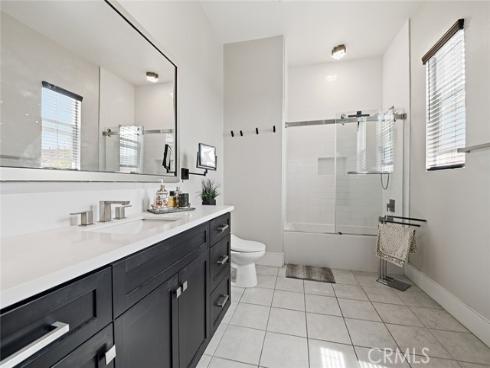 102  Balance  , Irvine, CA