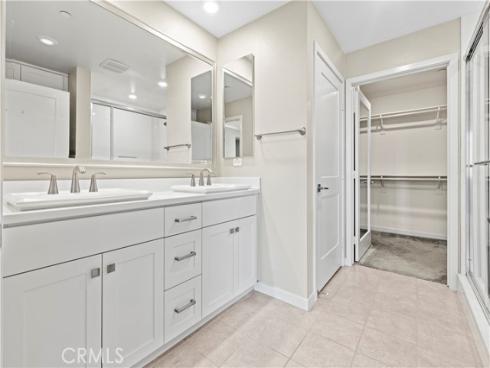 199  Bowery  , Irvine, CA