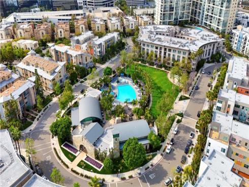 199  Bowery  , Irvine, CA