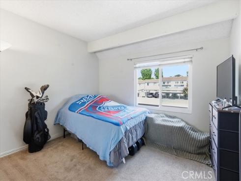 44  Fallbrook  , Irvine, CA