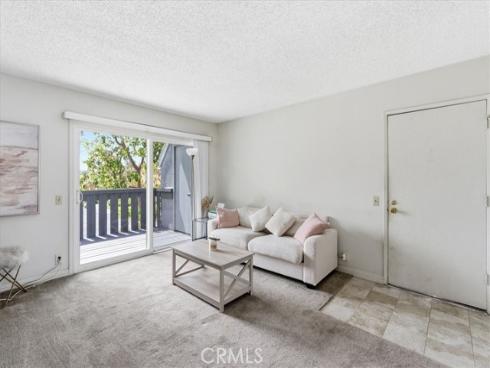 44  Fallbrook  , Irvine, CA